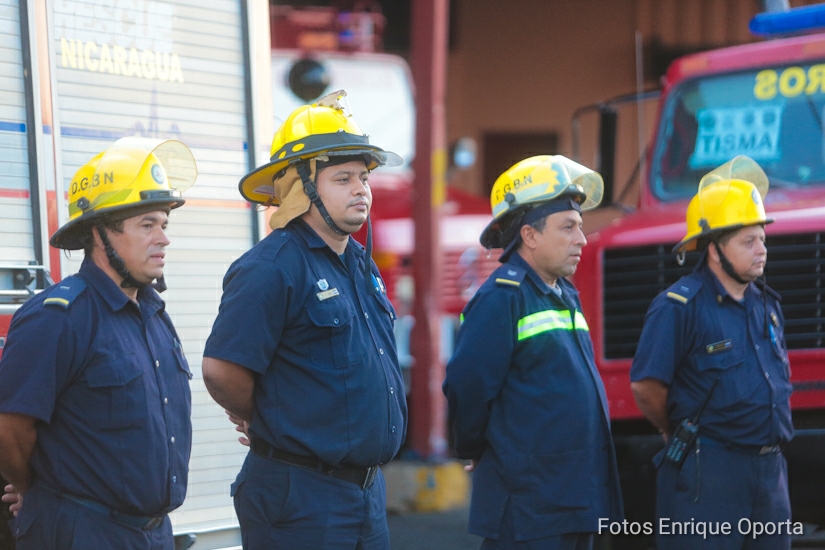 BOMBEROS